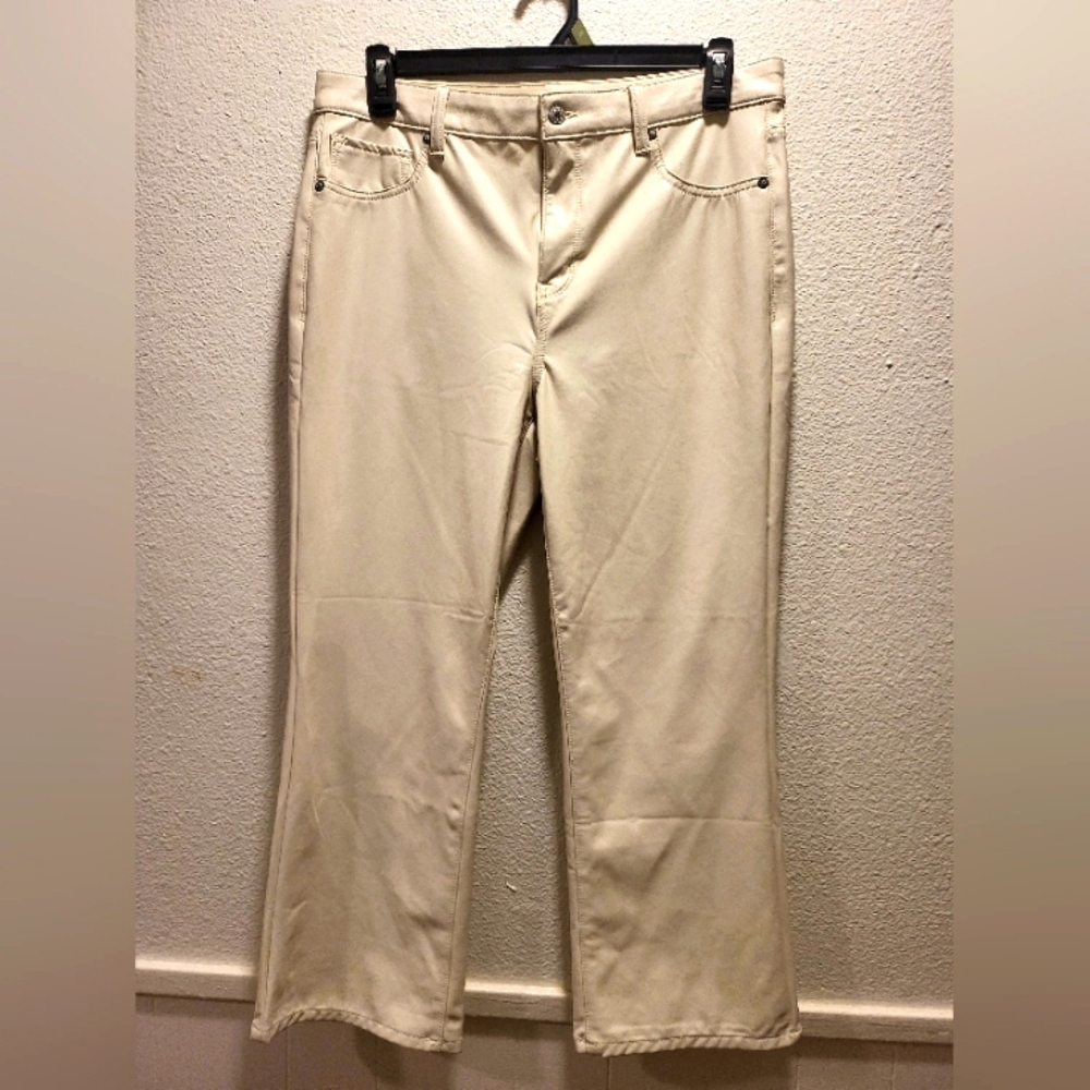 American Eagle Stretchy kick boot crop pants size 14/15/16